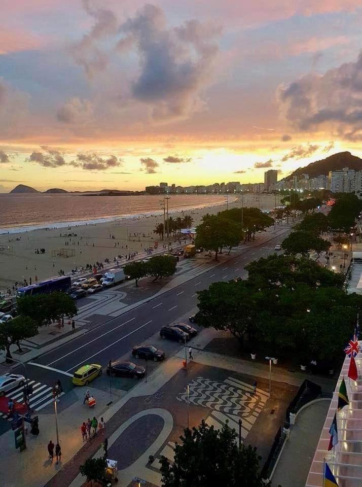Copacabana, Mirante Do Azul Mar Rio de Janeiro Exterior photo
